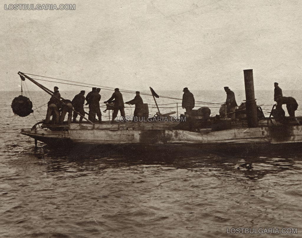 Разминиране на българското крайбрежие след края на Първата световна война, неизвестно точно къде, 20-те години на ХХ век